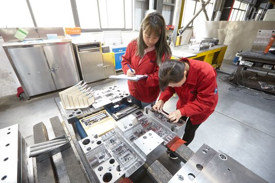 Aparatos eléctricos diarios de los juguetes de las necesidades de DXM Logo Injection Mould Base For