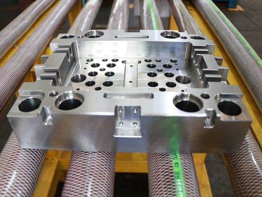 Embases de molde de Okuma Spectial Mori Seiki Injection Mold Base Material